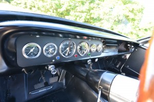 1965-ford-mustang-gauges