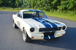 1965-ford-mustang-side-view1